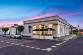 Aloha Central Platinum Apartments